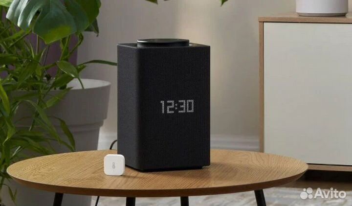 Умная колонка Яндекс станция Макс с Алисой