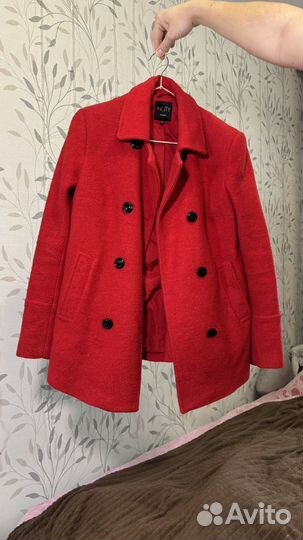 Пальто демисезонное драповое красное