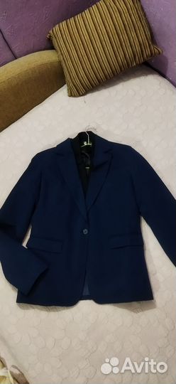 Пиджак женский 44