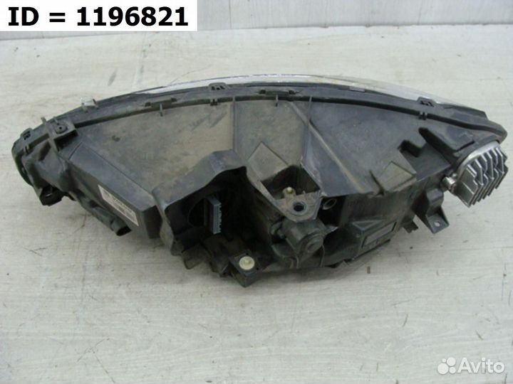 Фара правая Volvo S90