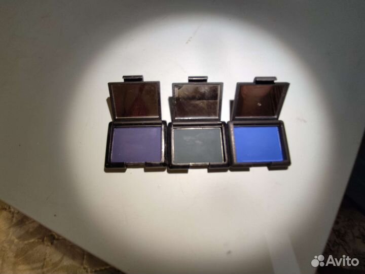 Тени для век Nars