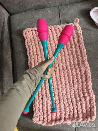 Гимнастические булавы