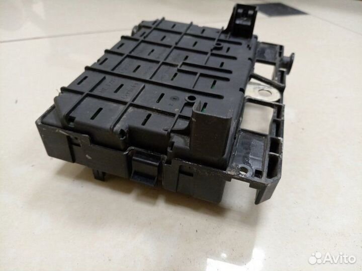 Блок предохранителей под капот Peugeot 206 2A/C