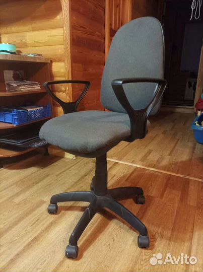 Компьютерное кресло бу