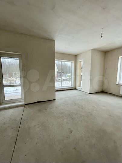 Дом 200 м² на участке 10 сот.