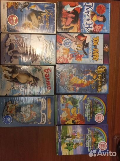 Видеокассеты различные мультфильмы,фильмы.Лицензия
