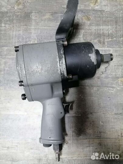 Гайковерт пневматический грузовой Б/у