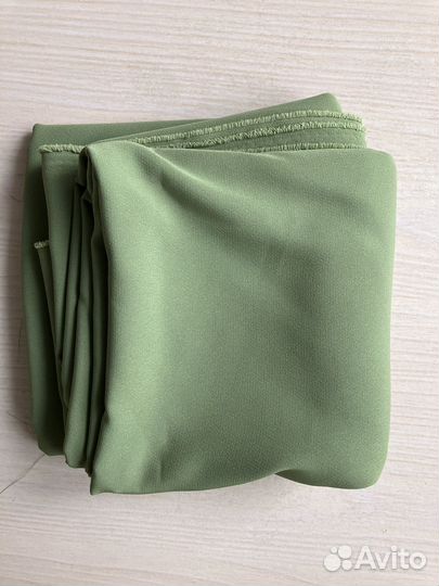 Отрез ткани шелк