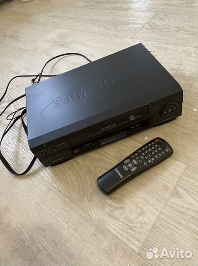 Видеомагнитофон