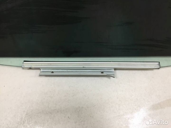 Стекло двери задней левой Toyota Camry V50 2011-20