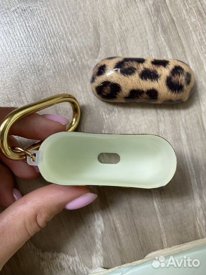 Чехол для apple airpods 3 guess