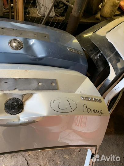 Крышка багажника Skoda Rapid 5JA827219