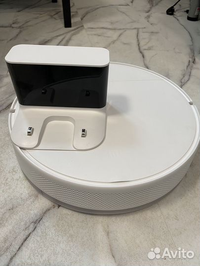 Робот пылесос