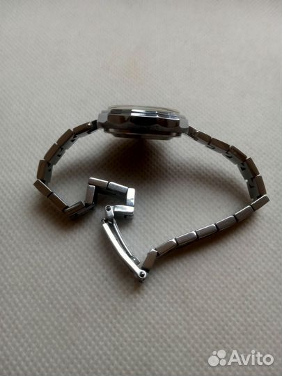 Часы СССР женские Луч механические