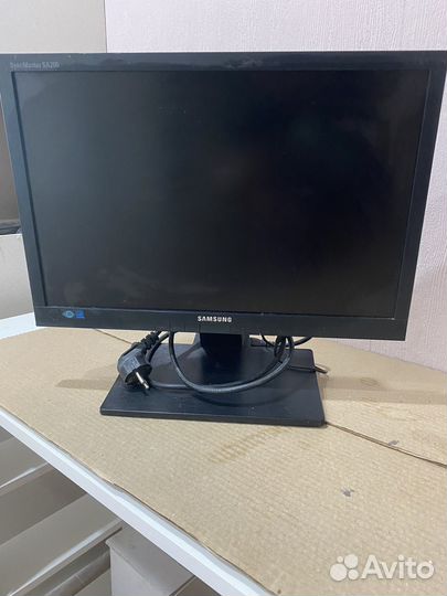 Монитор Samsung