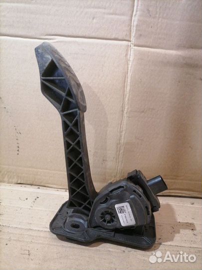 Педаль газа Ford Transit