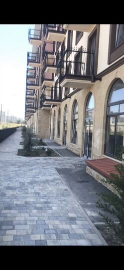 Торговая площадь, 61 м² угол 4 окна