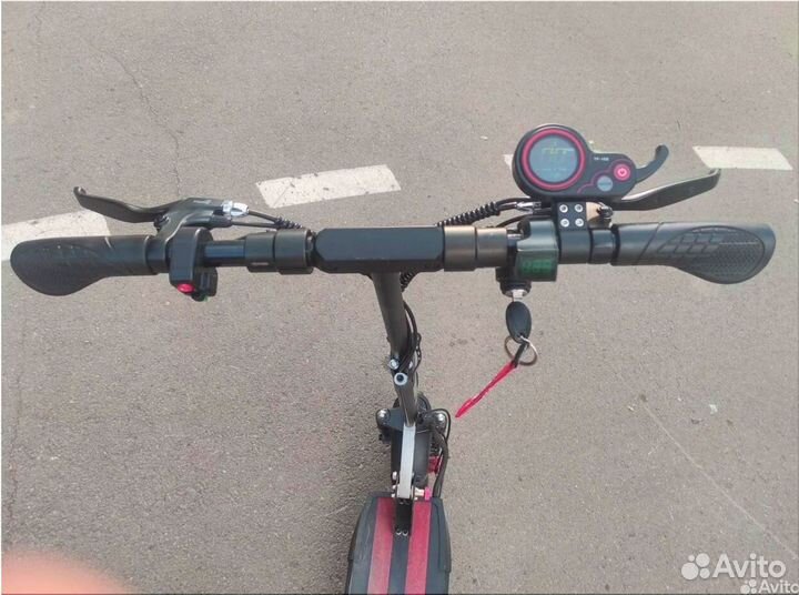 Электросамокат с сидушкой