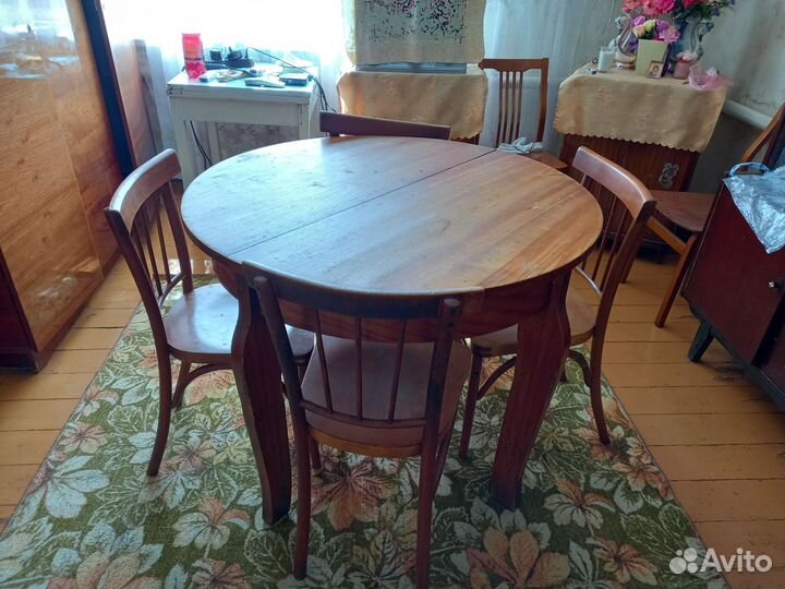 Кухонный стол и стулья комплект бу