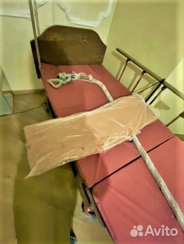 Медицинская кровать для лежачих больных с матрацем