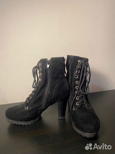 6 пар обуви - туфли, ботинки, сапоги