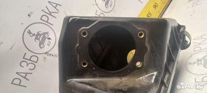 Корпус воздушного фильтра Subaru Legacy 2 BG