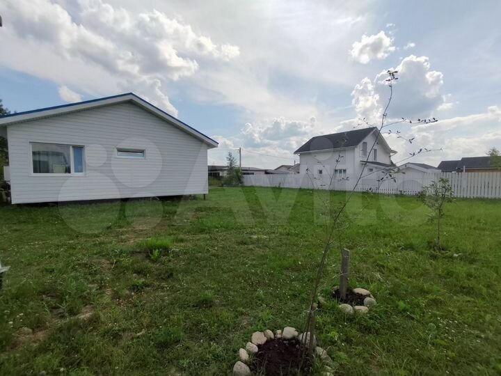 Дом 97,8 м² на участке 9,5 сот.