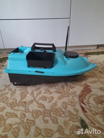 Прикормочный кораблик с gps на 16 точек