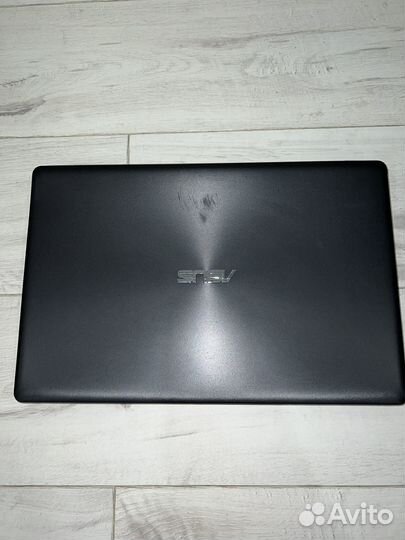 Ноутбук Asus X550V
