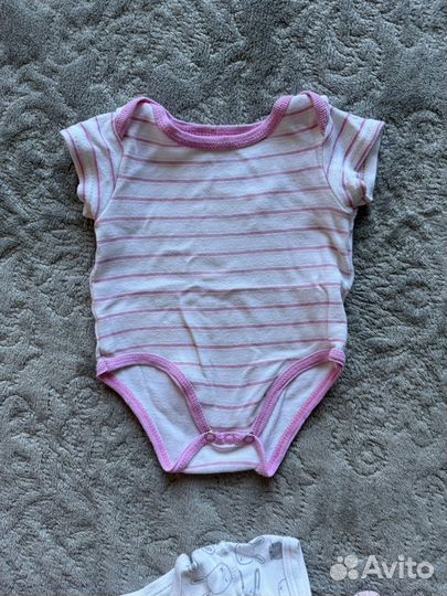 Одежда для новорожденных пакетом 56 разм