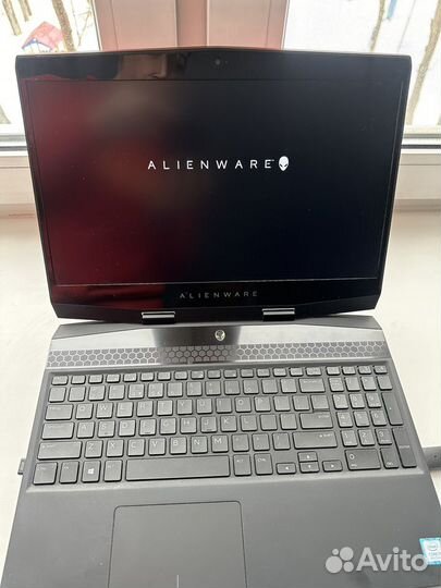 Ноутбук Dell Alienware m15 i7-8750H 2.20GHz, 32GB