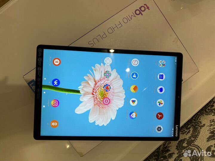 Планшет Lenovo tab m10 fhd plus не пользовались