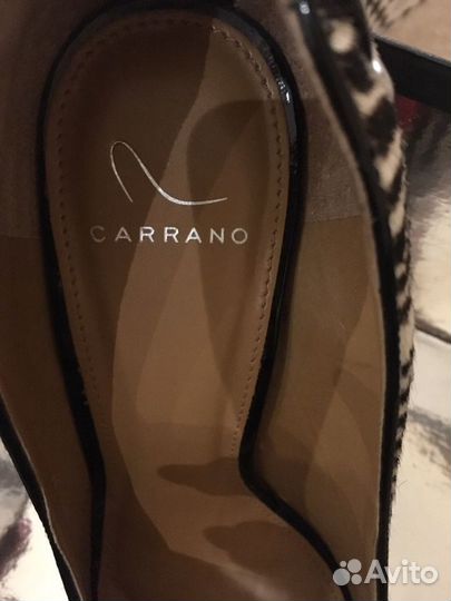 Туфли Carrano