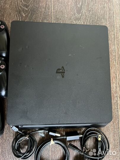 Sony PS4 slim 1tb