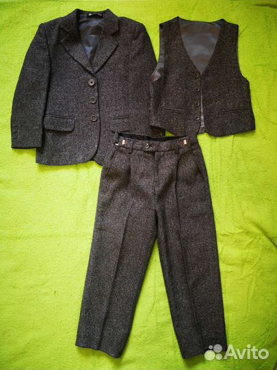 Костюм тройка на мальчика