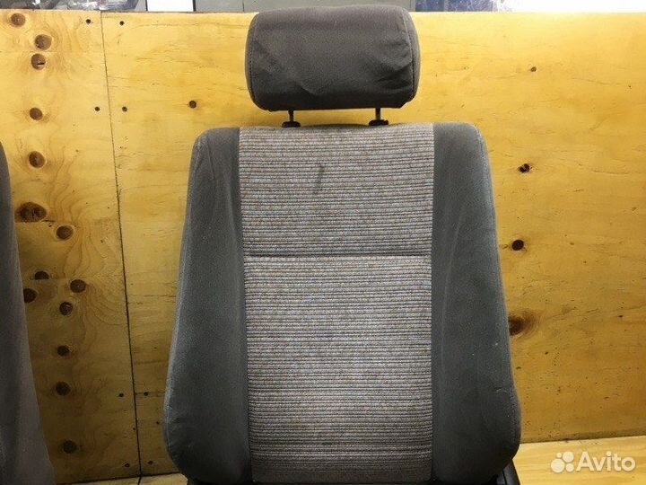 Сиденье переднее Toyota Corona ST190 4SFE 1992