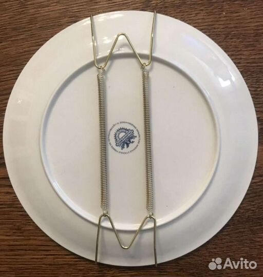 Держатель тарелок