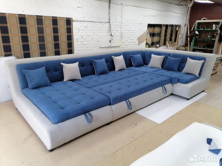 Угловой диван с оттоманкой новый