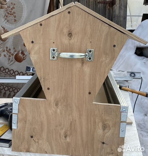 Бункерная кормушка