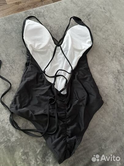 Купальник слитный