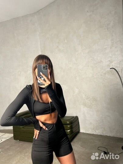 Спортивный костюм комбинезон