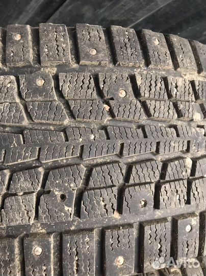 Dunlop SP Winter Ice 01 205/55 R16