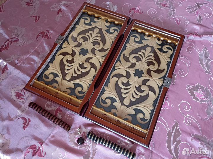 Нарды резные ручной работы