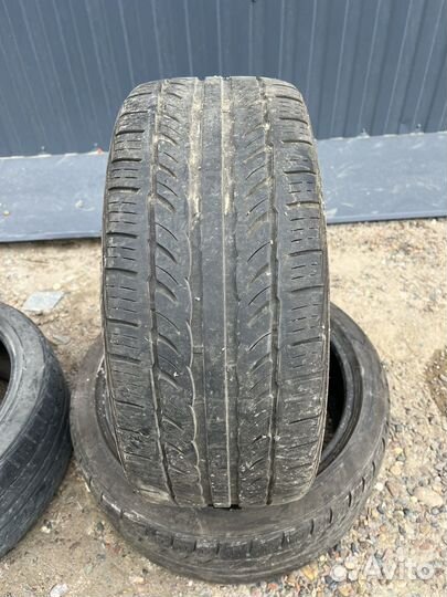 Triangle TR967 245/40 R19