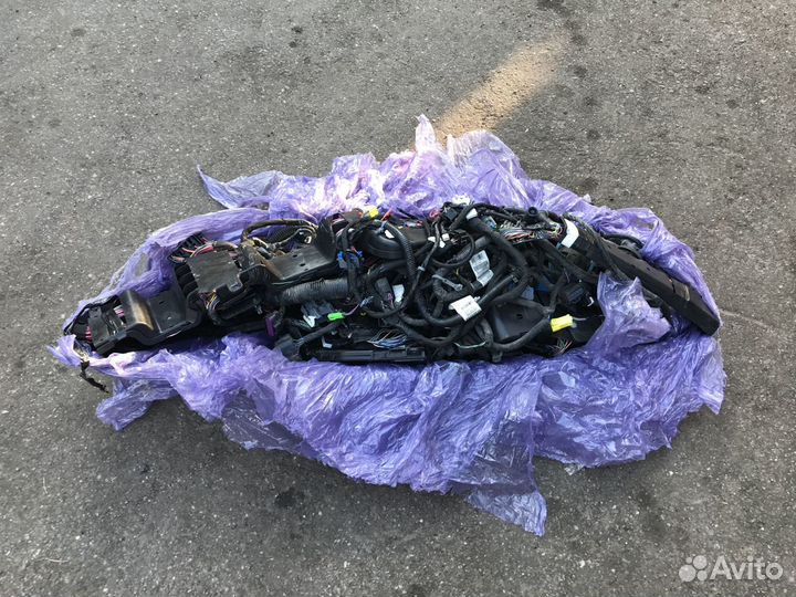 Проводка салона 3.0 Cadillac SRX II 09-12