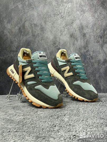 Кроссовки New Balance 1300