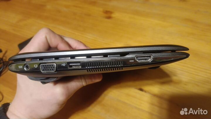 Нэтбук Asus Eee PC 1025c