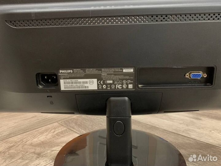 Монитор Philips