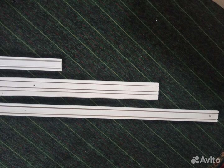 Карнизы разные потолочные