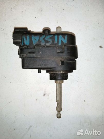 Корректор фар Nissan Primera P11